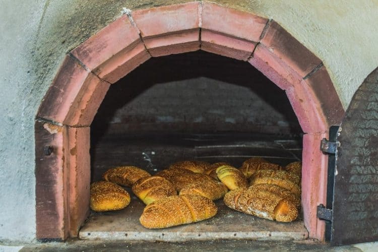 Can I Use A Fan Oven To Bake Bread? Which Oven Is Best? – Food To Impress