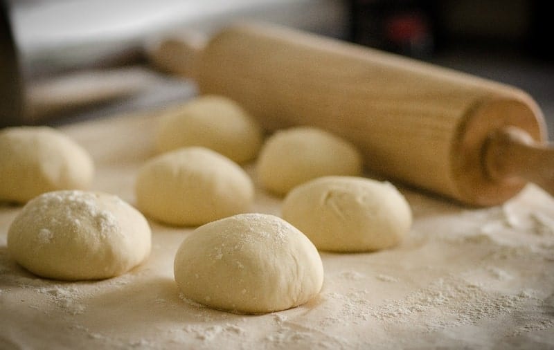 How Long Does Dough Last In the Fridge, Freezer & On Counter?