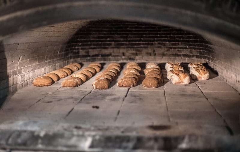 Baking Stone Alternatives For Bread And Pizza