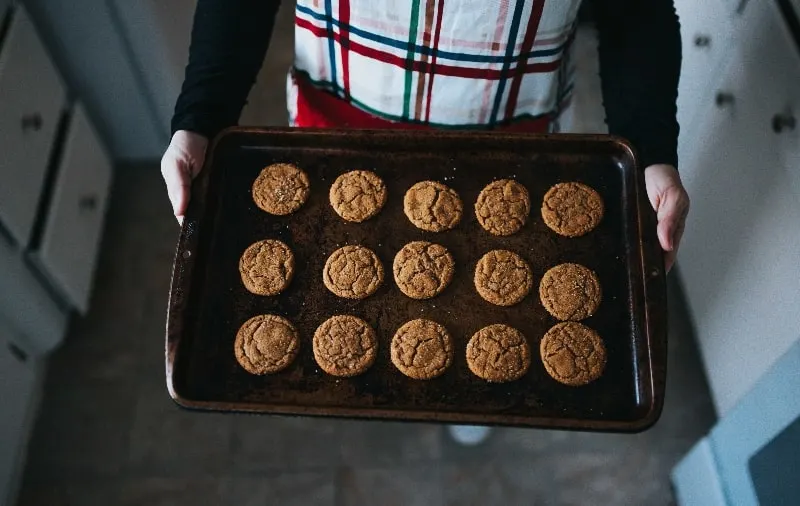 Can You Bake Cookies On Aluminium Foil?