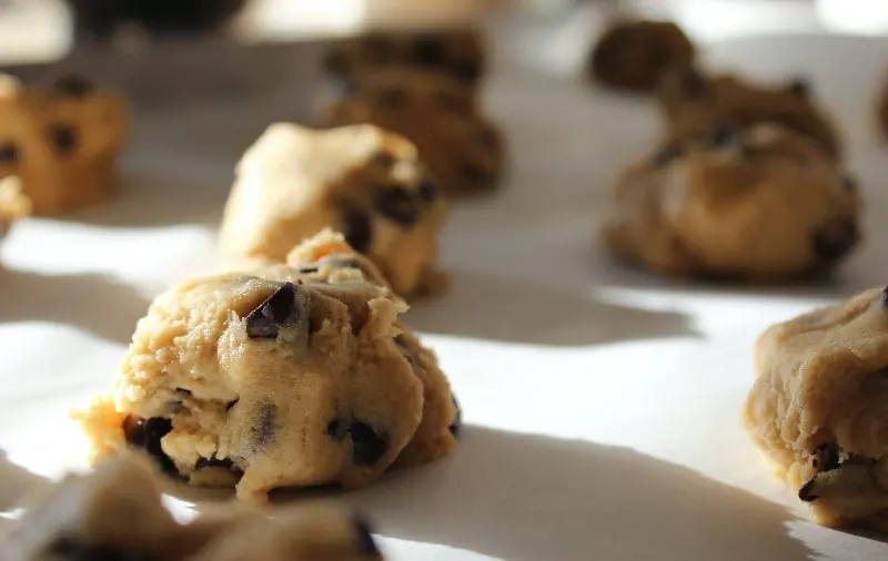 How To Stop Cookies Sticking To Baking Tray